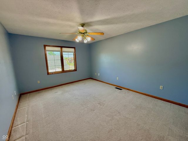 2020 Cheyenne Trail, Columbus, IN 47203