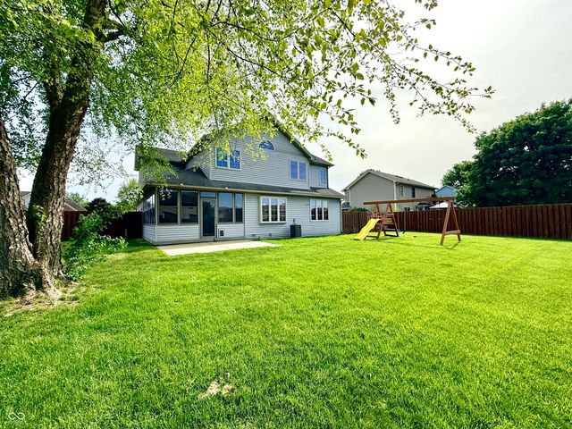 2020 Cheyenne Trail, Columbus, IN 47203