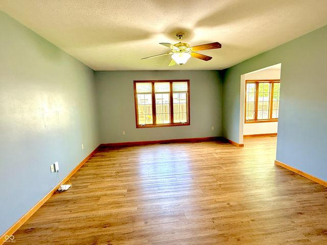 2020 Cheyenne Trail, Columbus, IN 47203