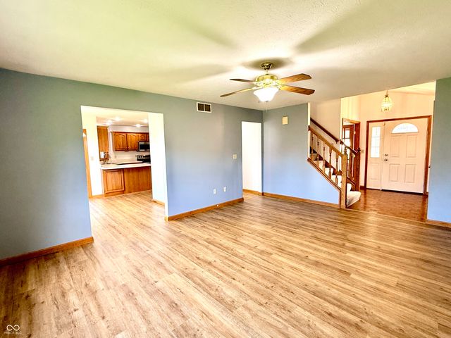 2020 Cheyenne Trail, Columbus, IN 47203