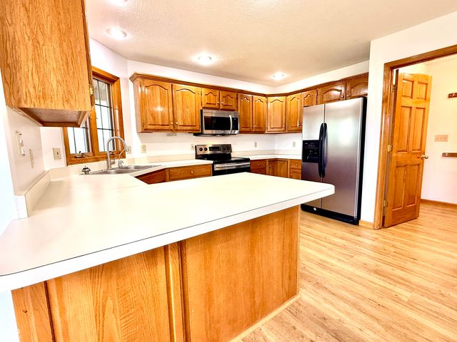 2020 Cheyenne Trail, Columbus, IN 47203