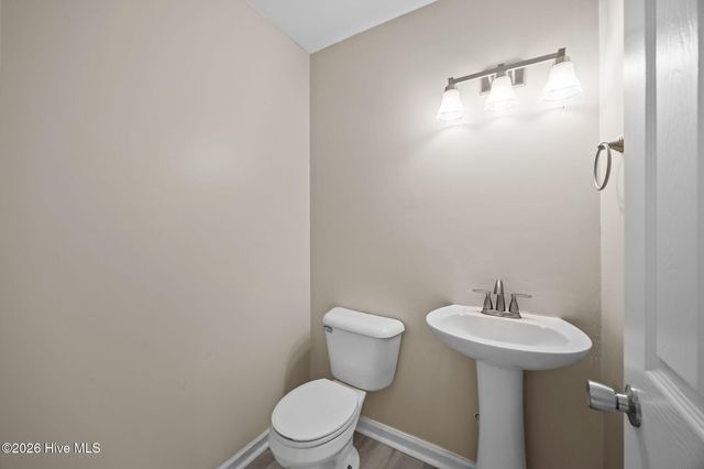 411 Candlewood Drive, Jacksonville, NC 28540