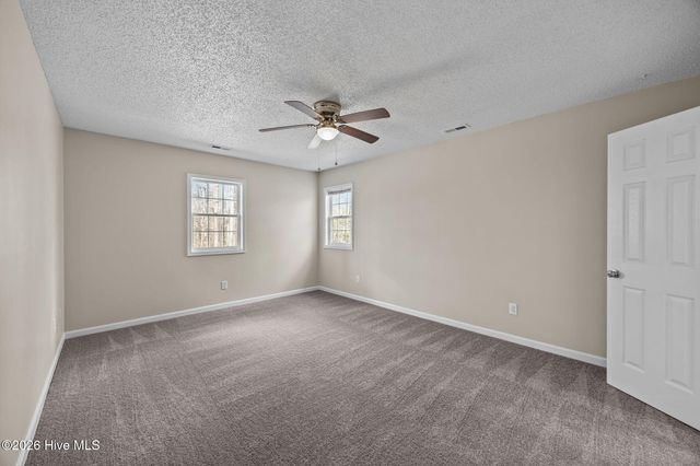 411 Candlewood Drive, Jacksonville, NC 28540