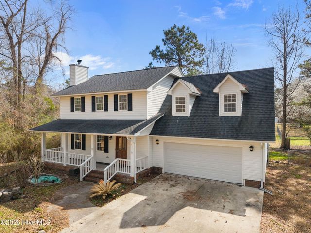 411 Candlewood Drive, Jacksonville, NC 28540