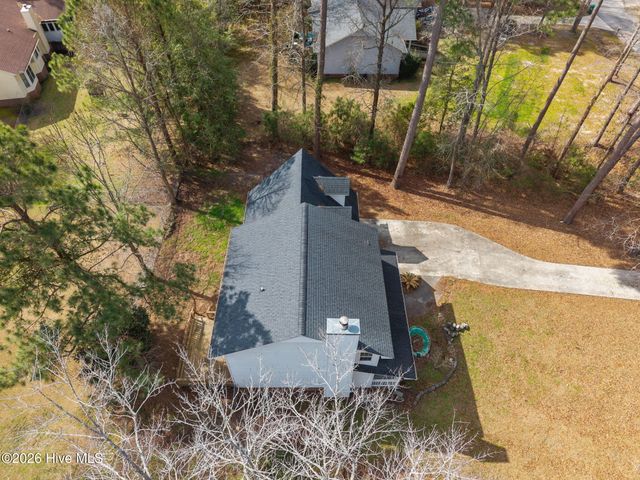 411 Candlewood Drive, Jacksonville, NC 28540
