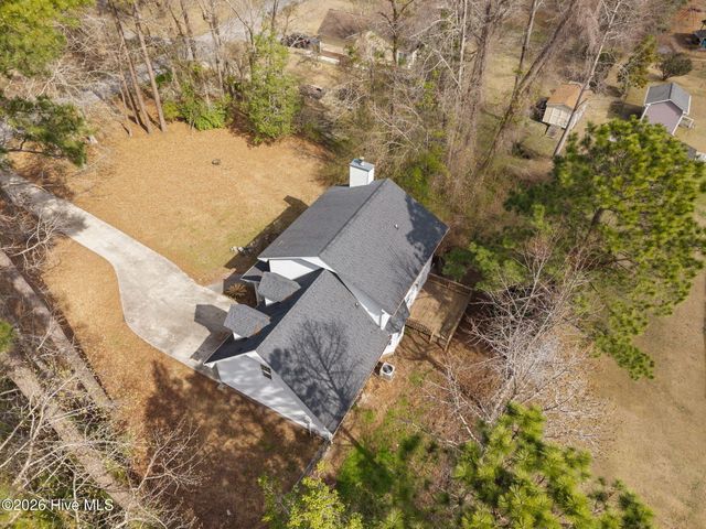 411 Candlewood Drive, Jacksonville, NC 28540