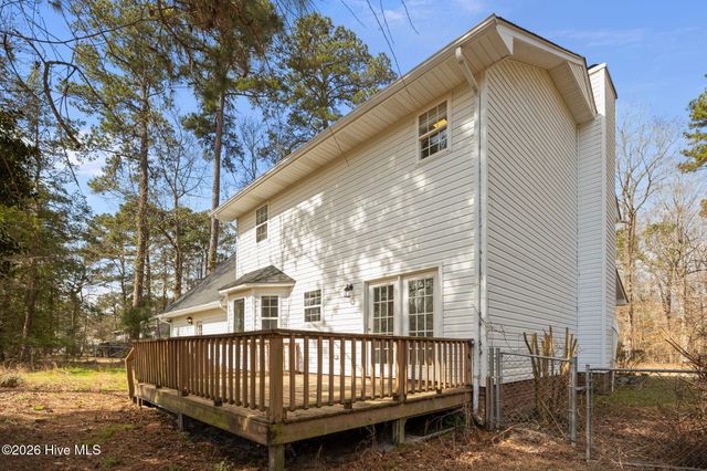 411 Candlewood Drive, Jacksonville, NC 28540