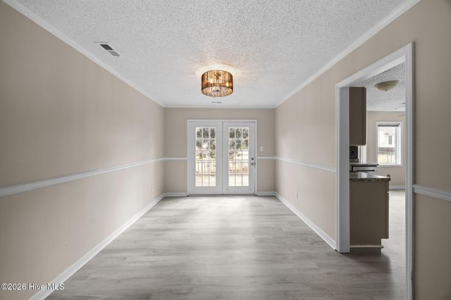 411 Candlewood Drive, Jacksonville, NC 28540