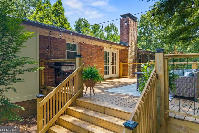258 Pebble Creek Drive, Toccoa, GA 30577