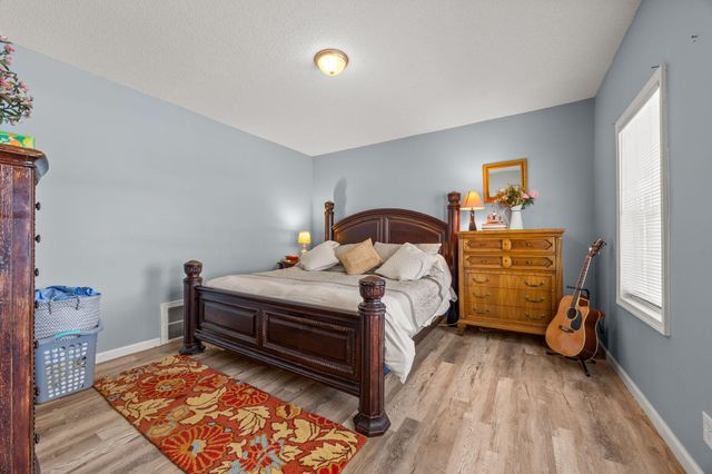 307 Maryland Avenue W, Saint Paul, MN 55117