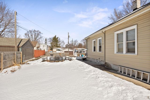 307 Maryland Avenue W, Saint Paul, MN 55117