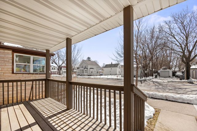 307 Maryland Avenue W, Saint Paul, MN 55117