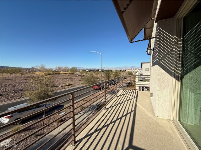 936 East Sunset Road, Henderson, NV 89011