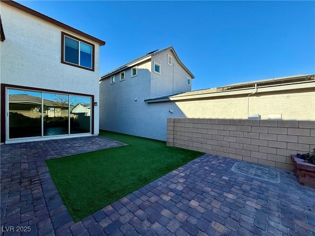 936 East Sunset Road, Henderson, NV 89011
