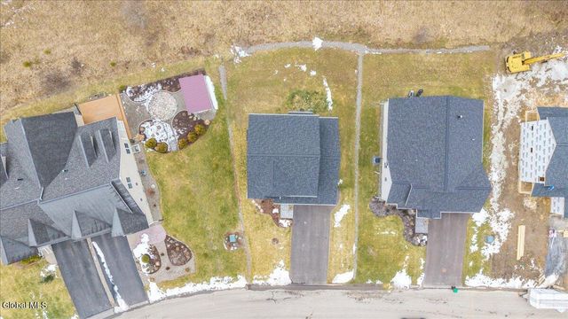 10 Quail Run, Voorheesville, NY 12186