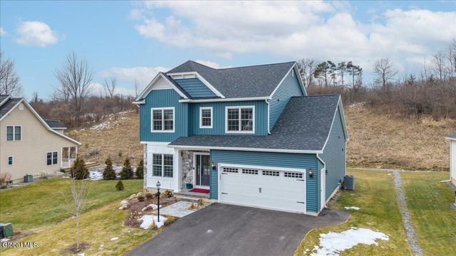 10 Quail Run, Voorheesville, NY 12186