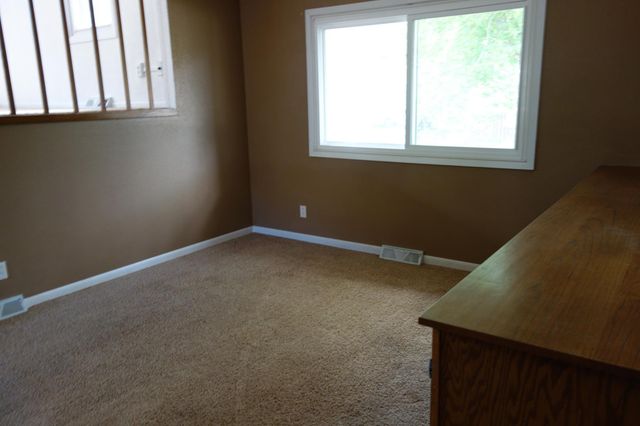 1801 Linn Drive, Owatonna, MN 55060