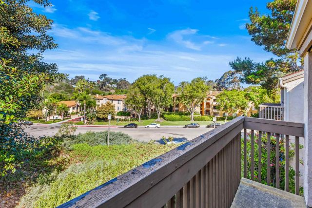 8561 Villa La Jolla Dr K, La Jolla, CA 92037
