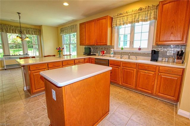 4772 Winterberry CT, Williamsburg, VA 23188