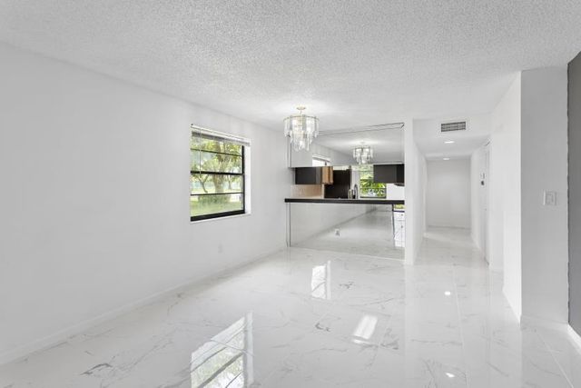 9740 W Mcnab Road 111, Tamarac, FL 33321