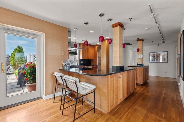 57 E Concord St 9, Boston, MA 02118