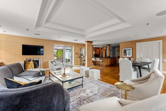 57 E Concord St 9, Boston, MA 02118