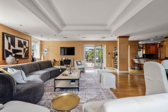 57 E Concord St 9, Boston, MA 02118