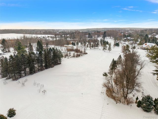 8267 Sandi Lane, Bruce Township, MI 48065