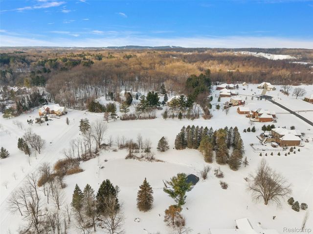 8267 Sandi Lane, Bruce Township, MI 48065