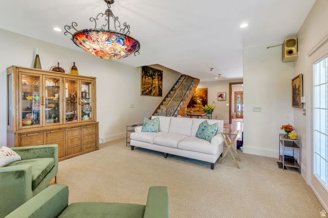 4966 W OLD OAK LN, Highland, UT 84003
