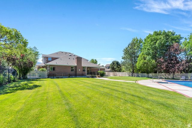 4966 W OLD OAK LN, Highland, UT 84003