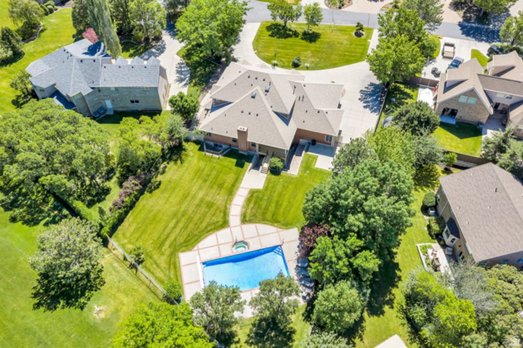 4966 W OLD OAK LN, Highland, UT 84003