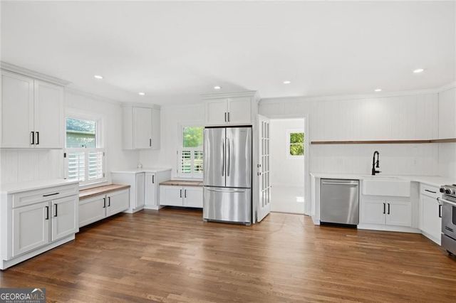 2215 Roper Road, Cumming, GA 30028