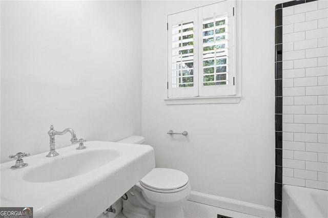 2215 Roper Road, Cumming, GA 30028