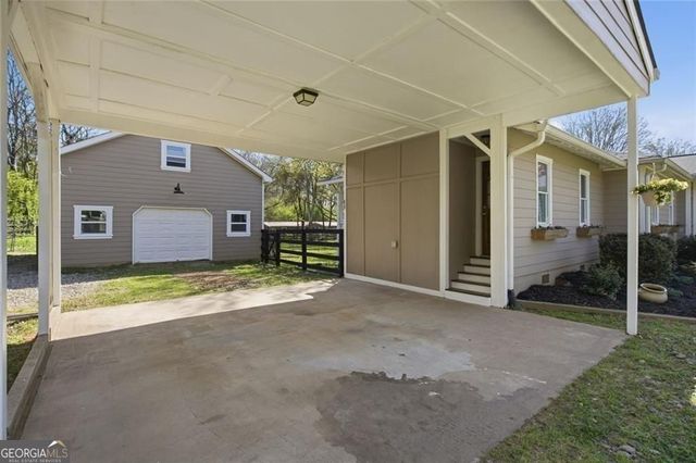 2215 Roper Road, Cumming, GA 30028