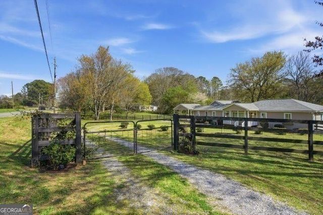 2215 Roper Road, Cumming, GA 30028