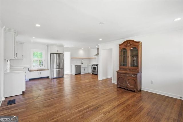 2215 Roper Road, Cumming, GA 30028