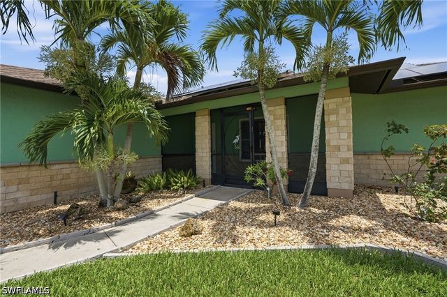 4425 SW 14th PL, Cape Coral, FL 33914