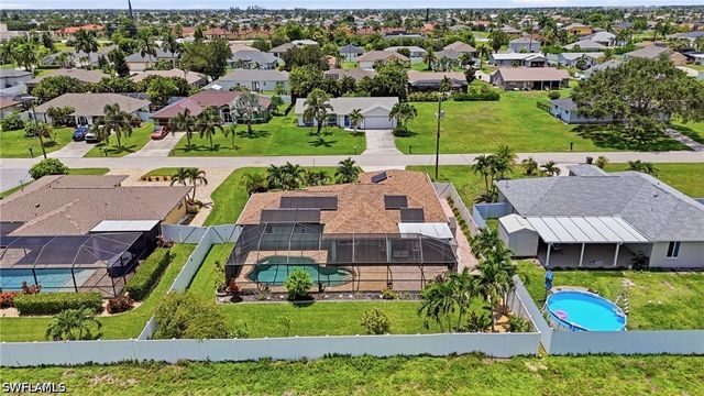 4425 SW 14th PL, Cape Coral, FL 33914