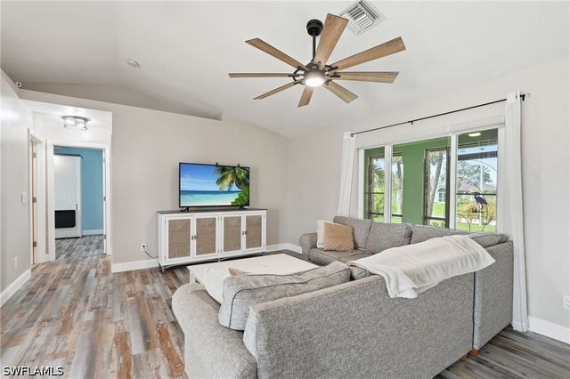 4425 SW 14th PL, Cape Coral, FL 33914