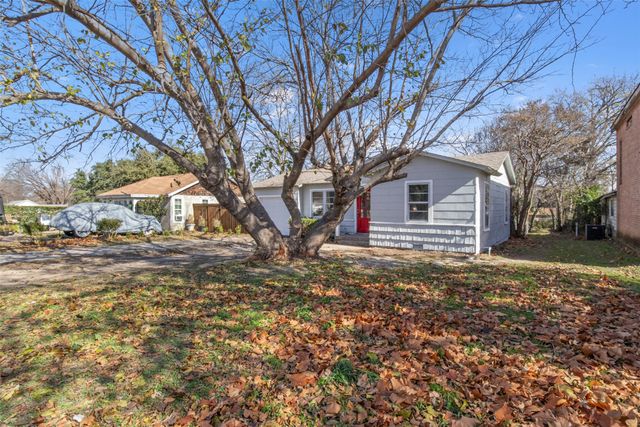 320 NE 31st Street, Grand Prairie, TX 75050