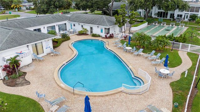 1655 S HIGHLAND AVENUE F129, Clearwater, FL 33756