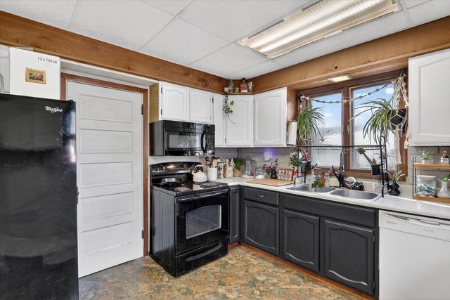 1513 Carrington Street, Janesville, WI 53545