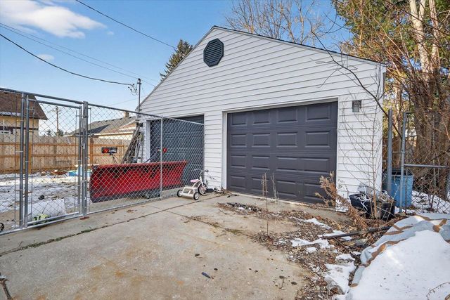 1513 Carrington Street, Janesville, WI 53545