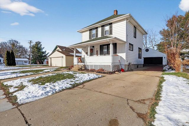 1513 Carrington Street, Janesville, WI 53545