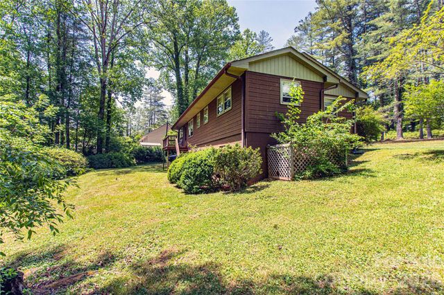 3004 Kanuga Road, Hendersonville, NC 28739