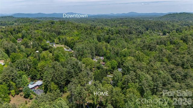 3004 Kanuga Road, Hendersonville, NC 28739