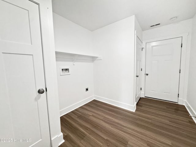 528 Millbrooke Circle, Elizabeth City, NC 27909