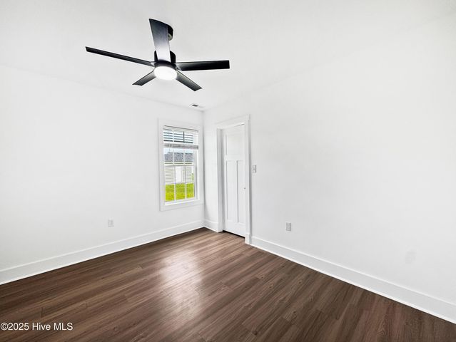 528 Millbrooke Circle, Elizabeth City, NC 27909