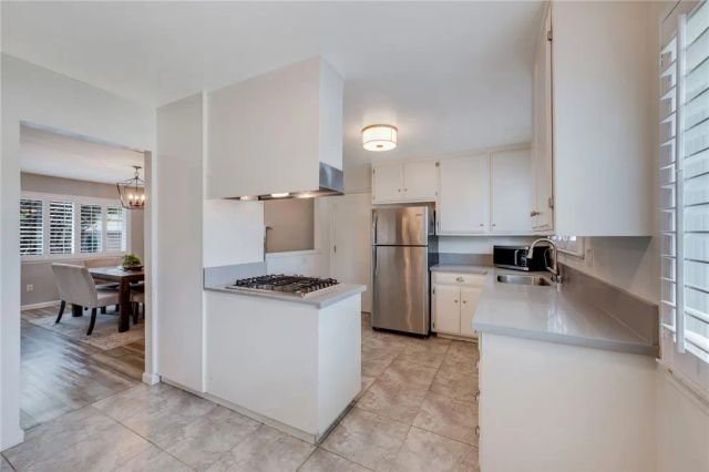 2946 Gladstone Street, Pomona, CA 91767